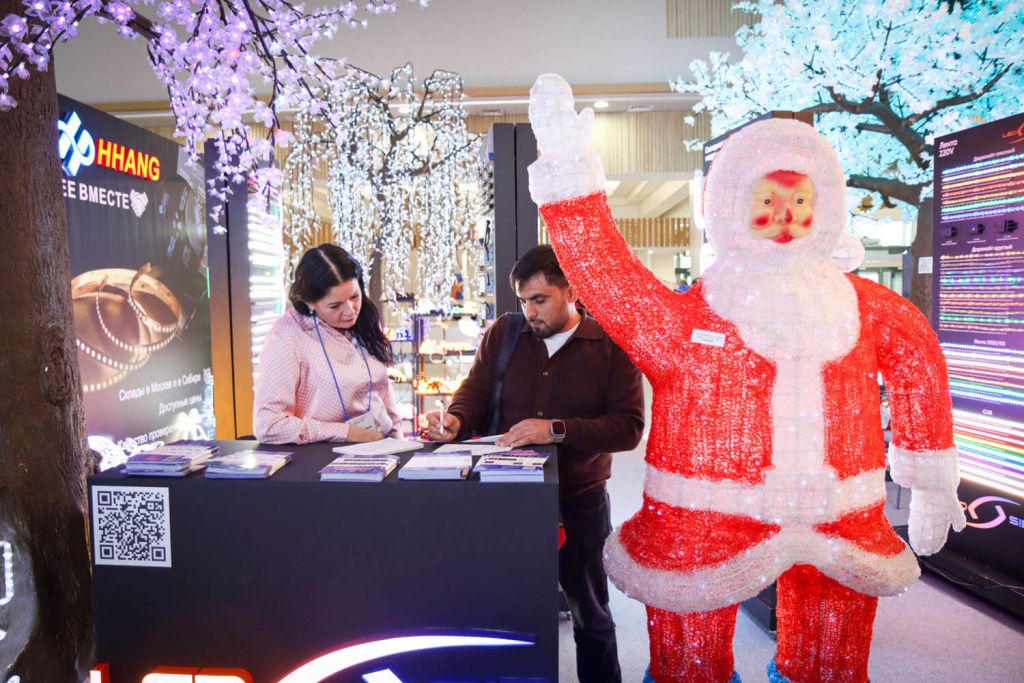 Светодиодный Дед Мороз