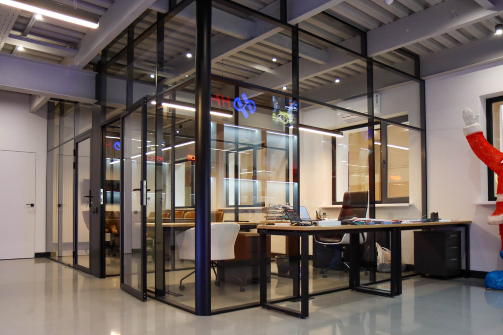 Просторный офис LedSib